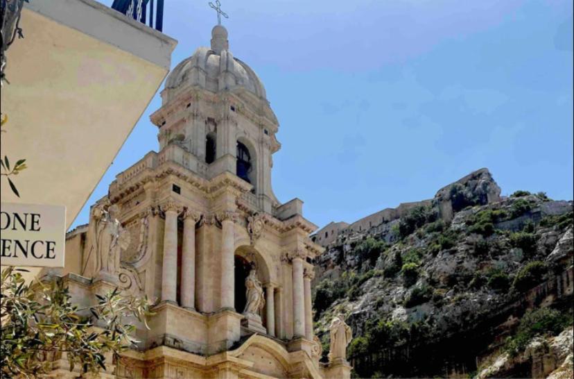 Vila Intown - Dammuso In Pieno Centro Storico Scicli Exteriér fotografie